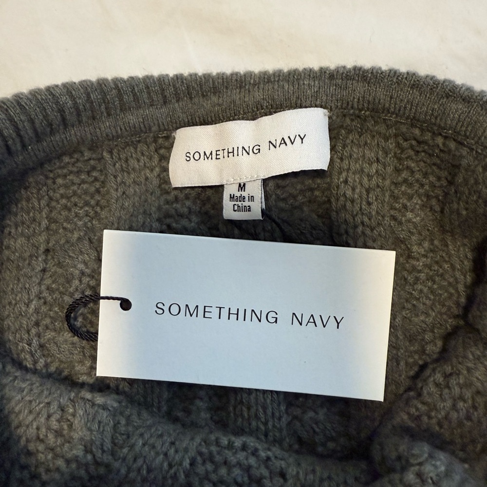 Something Navy Olive Knit Maxi Cable Knit Skirt NWT Sz M - Picture 3 of 3